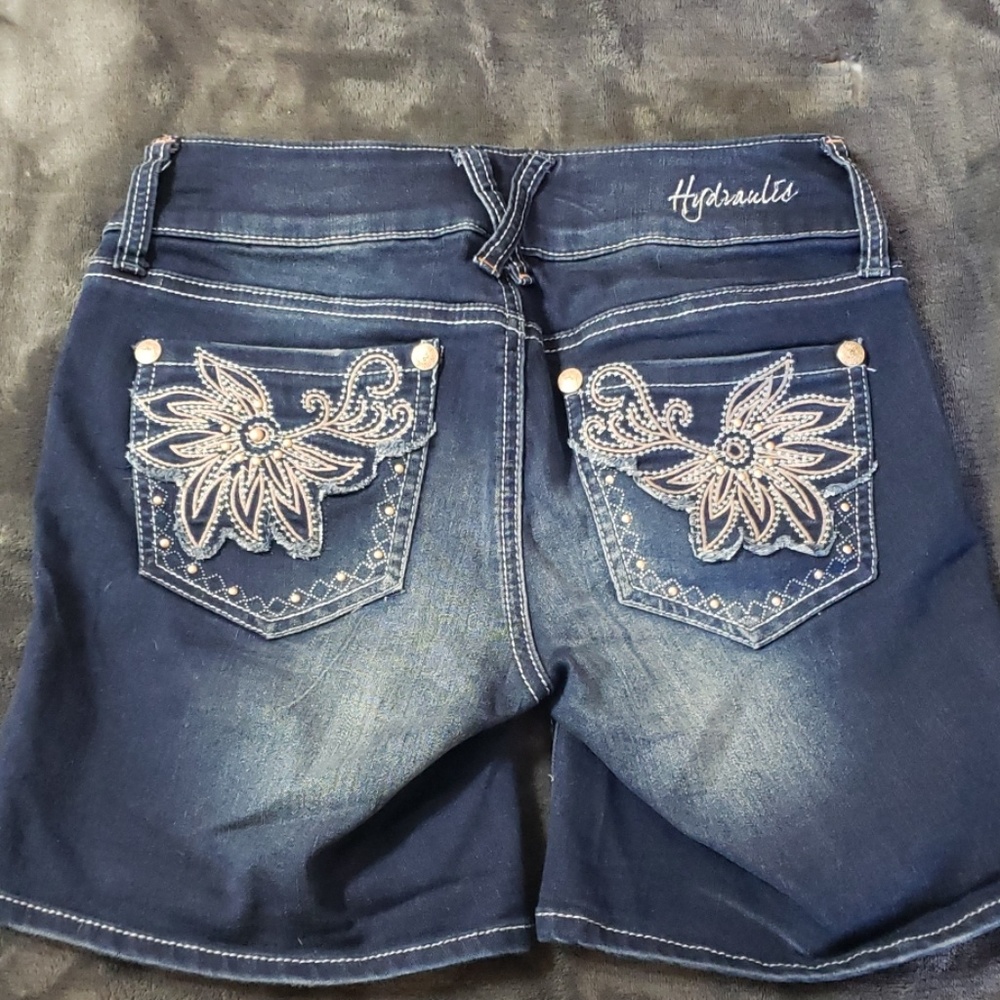 Shorts - Picture 2 of 2